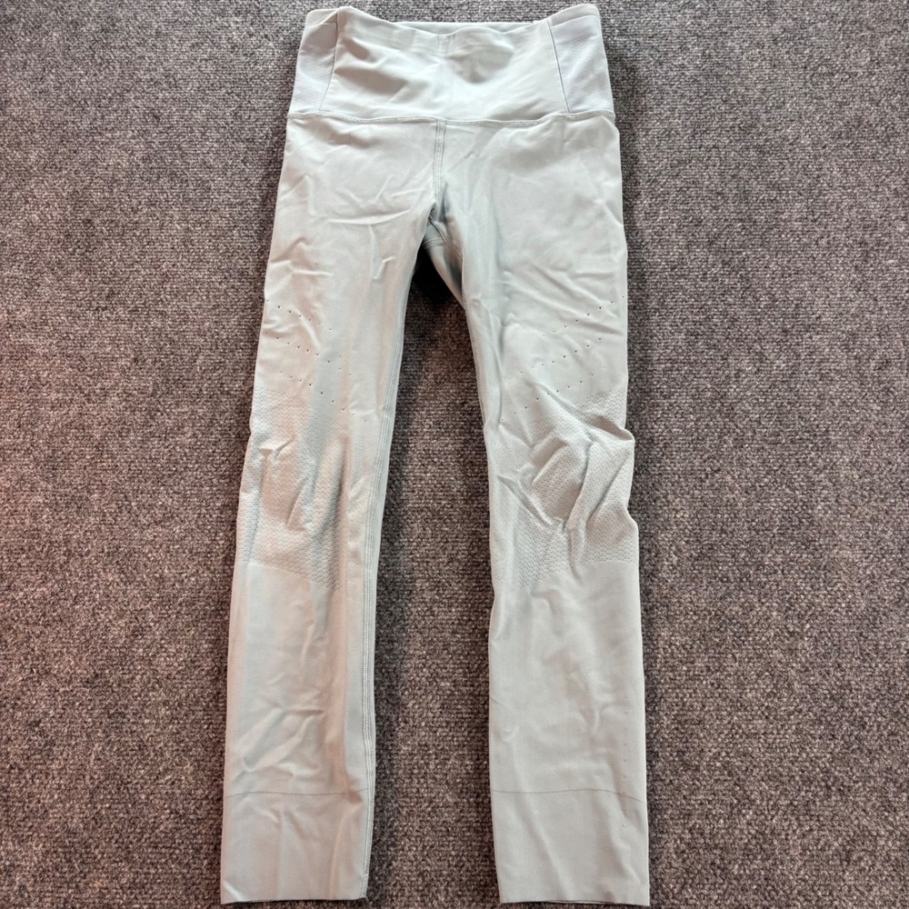 Lululemon Zoned In Leggings Women 6 Light Blue Gray Laser Cut High Rise Pants